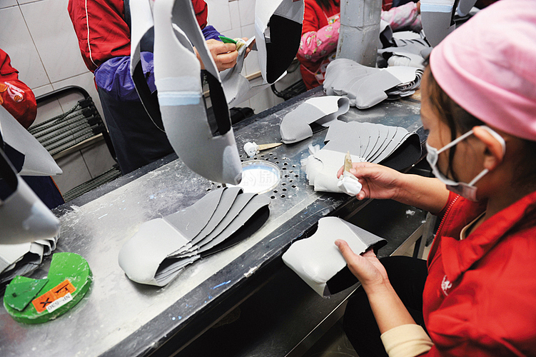 东莞今年重磅治理家具、制鞋、印刷等VOCs排放大户.jpg